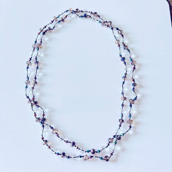 Vintage Aurora Borealis Crystal Hand Knotted Necklace - Picture 5 of 5